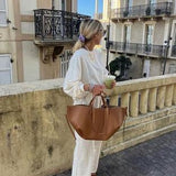NELA - Moderní kabelka typu Tote