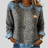 Hollyn™ | Svetr s leopardím potiskem a denimovým límcem