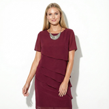 Petra – Elegantní vrstvené šaty s jemným splýváním